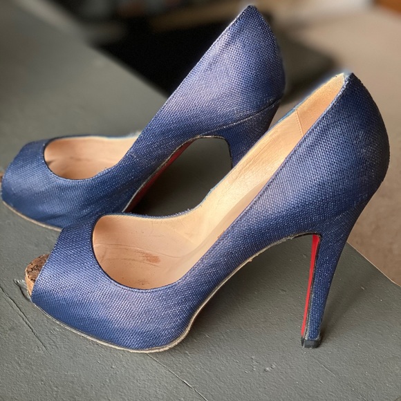 Louboutin peep toe heels - Picture 3 of 7